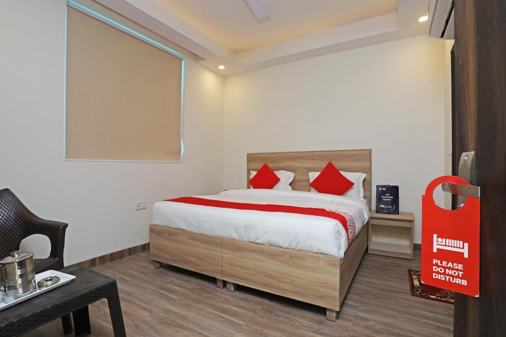 Hotel O The Dzire New Delhi